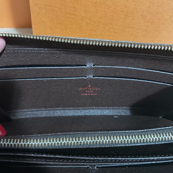 Louis Vuitton Damier Ebene Wallet - Picture 4 of 16